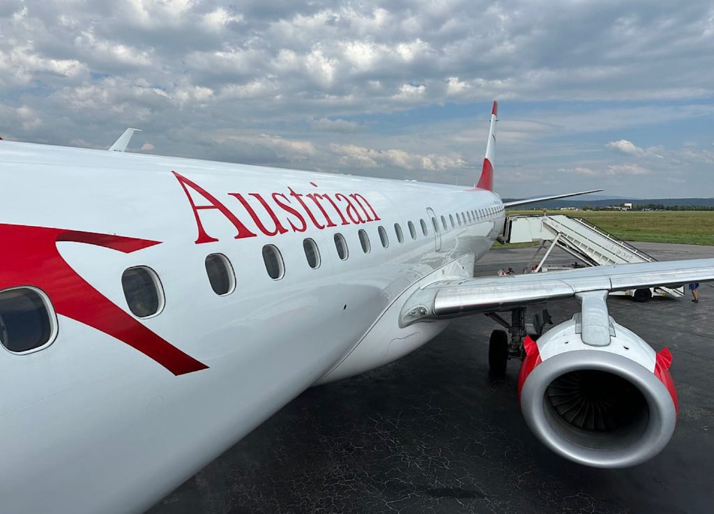 Austrian Airlines Embraer 190